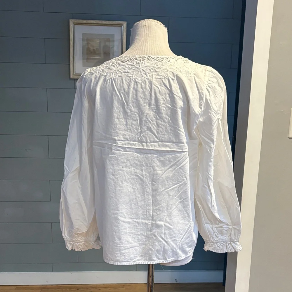 J.‎ Crew White Floral Lace V-Neck Blouse